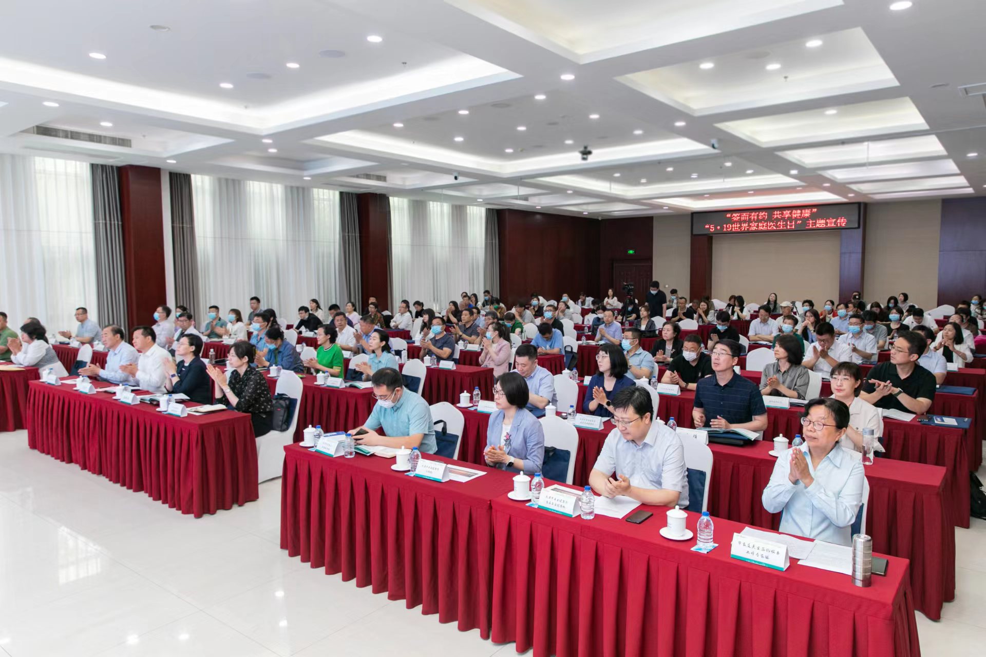 3be8a52b519a541075aaca9df572934