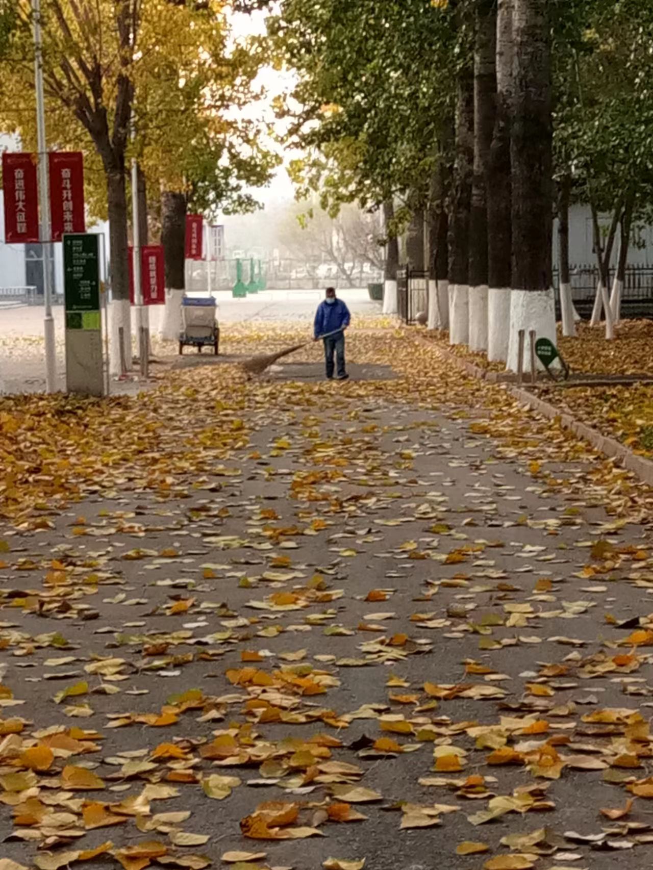 4edfb5f5cfb61805f7d8283f06ea236