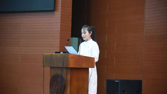 04af61b4e76dd74bb626f8b09add5206