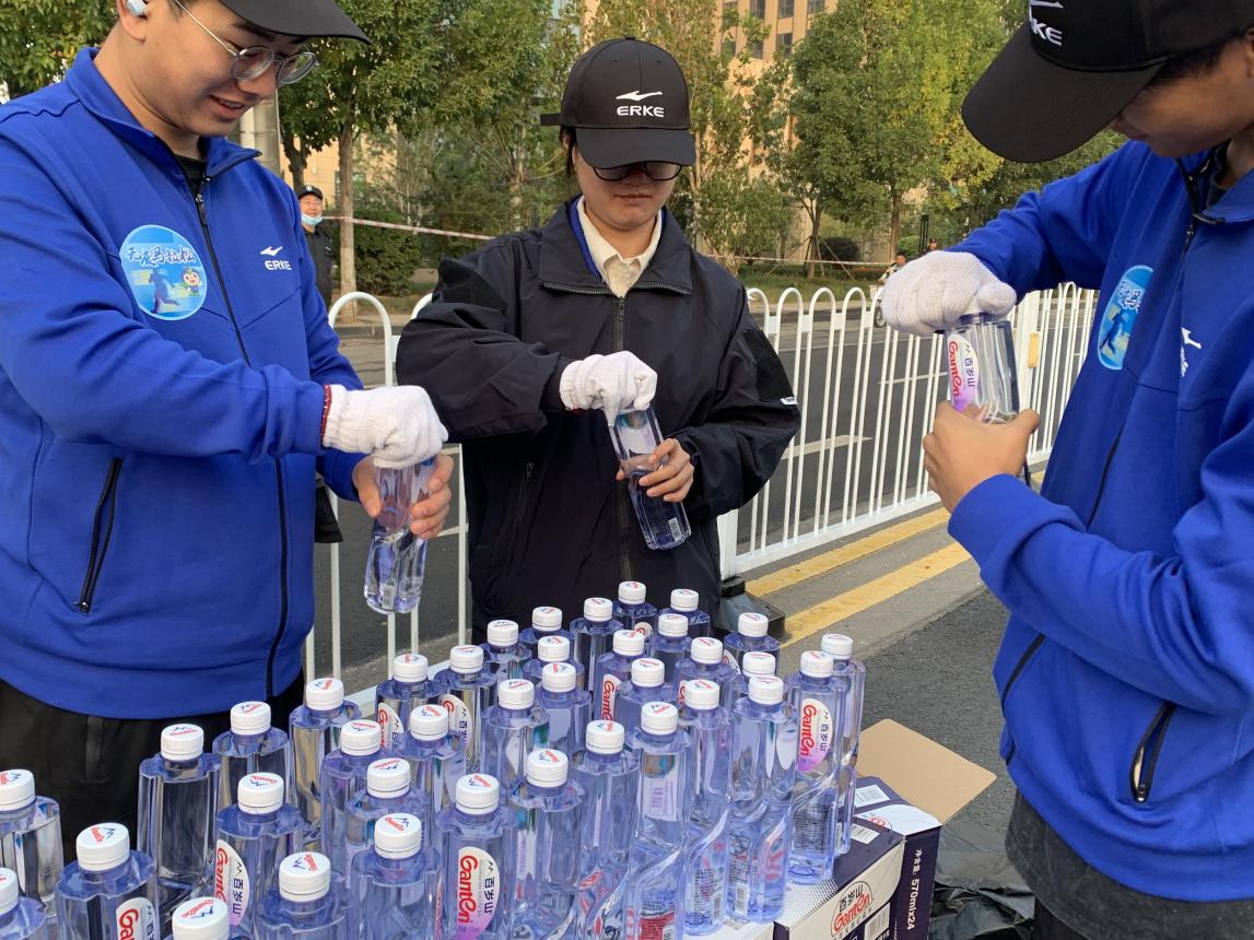 bf4afac4c953a68c3e2088ae9cc3ba6